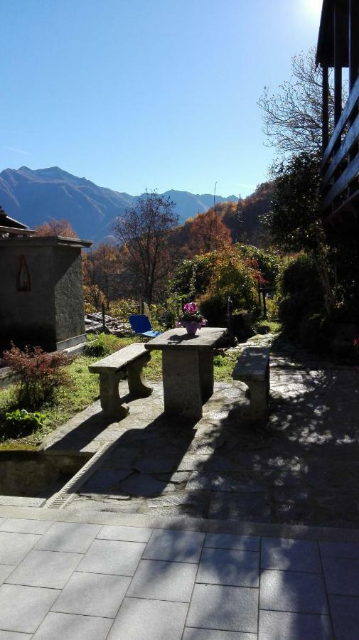 Vila Il Borgo Di Monica Domodossola Exteriér fotografie