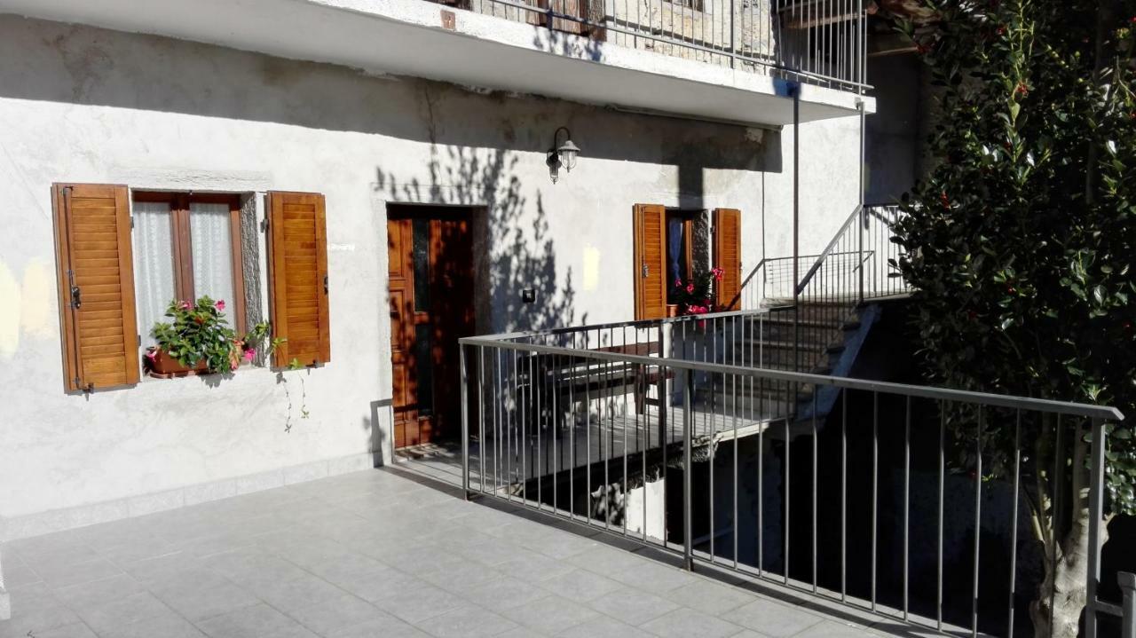 Vila Il Borgo Di Monica Domodossola Exteriér fotografie
