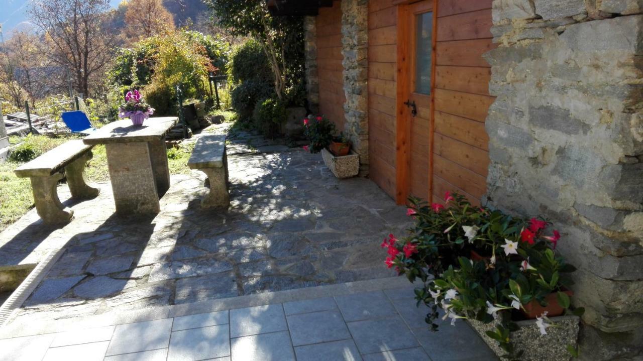 Vila Il Borgo Di Monica Domodossola Exteriér fotografie
