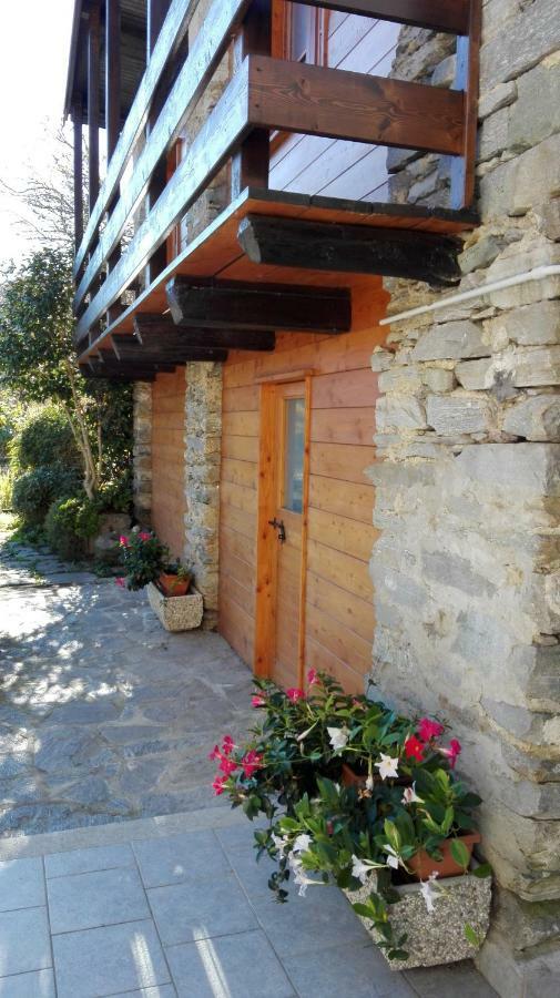 Vila Il Borgo Di Monica Domodossola Exteriér fotografie