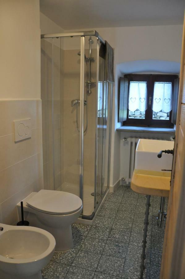 Vila Il Borgo Di Monica Domodossola Exteriér fotografie